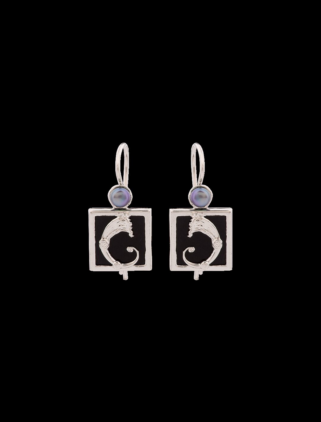 Orecchini Drago quadretti neri e perline