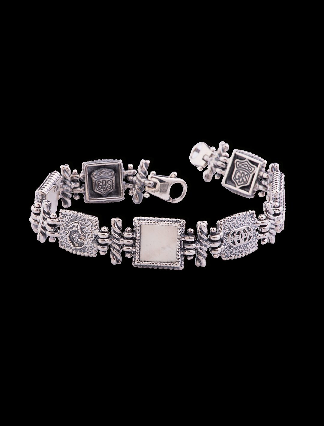 Bracciale intrecci di figure bianco