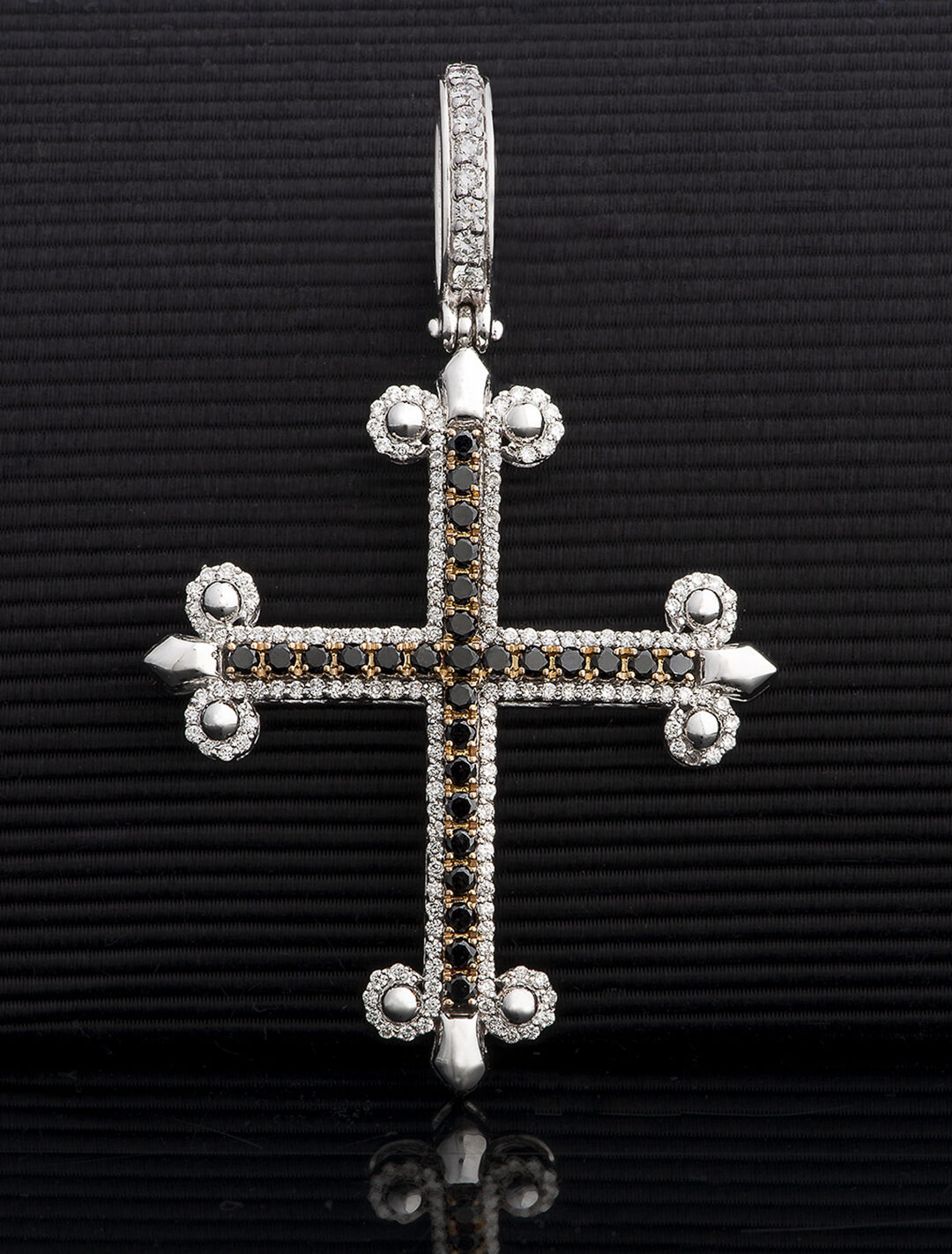 Croce Excalibur Giglio Magnum Nera