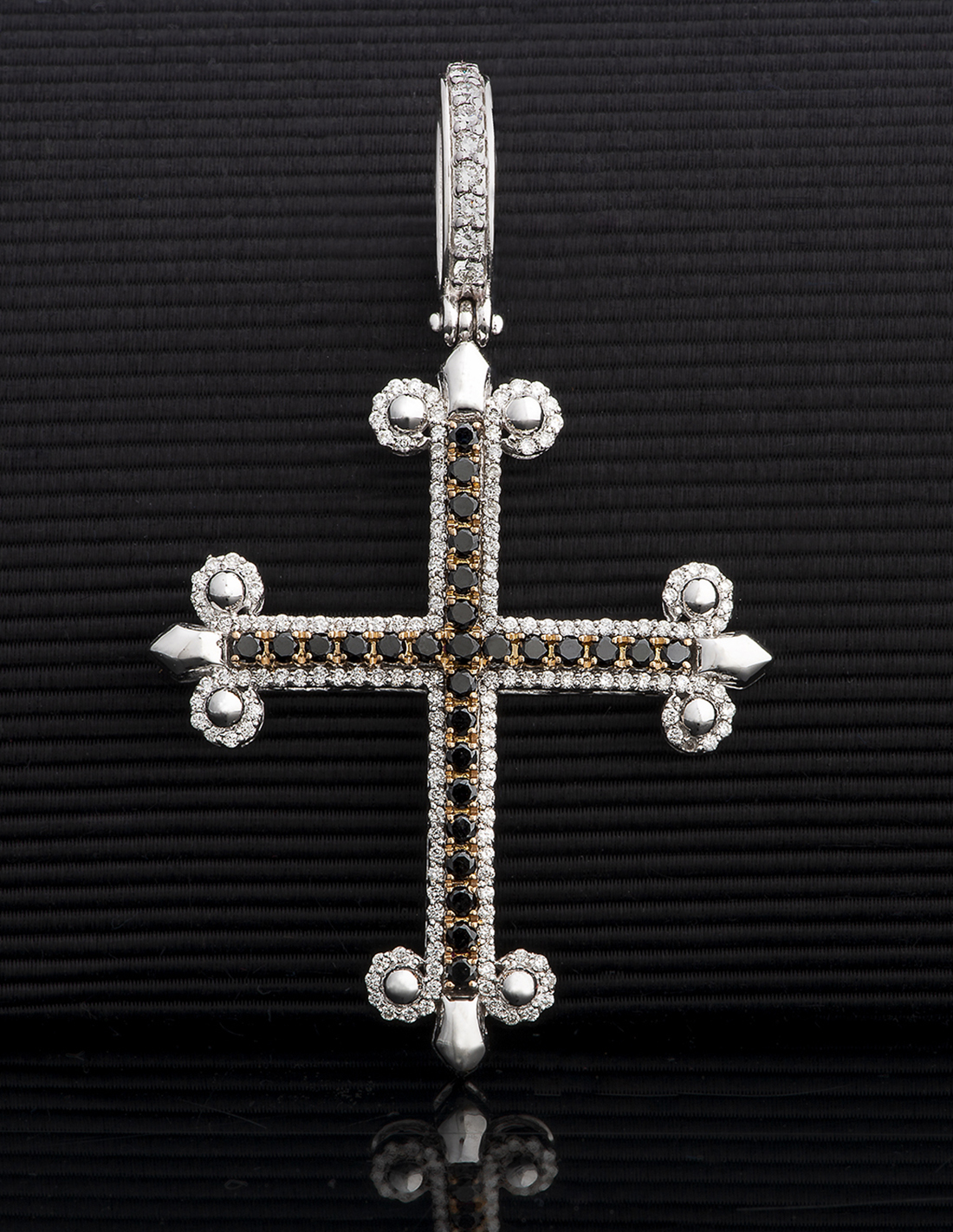 Croce Excalibur Giglio Magnum Nera