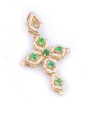 Croce gocce hollywoodiane con smeraldi