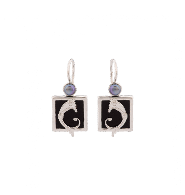 Orecchini Drago quadretti neri e perline